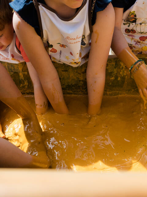 ocre couleur enfant activité