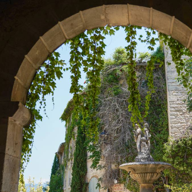 Place de la Fontaine | Saignon | Village du Luberon